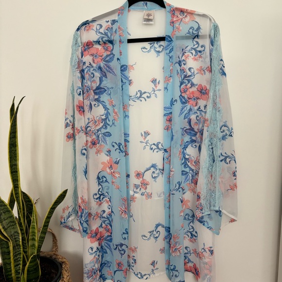 NWOT In Bloom by Jonquil Porcelain Rose Wrap Kimono Robe - Picture 7 of 9